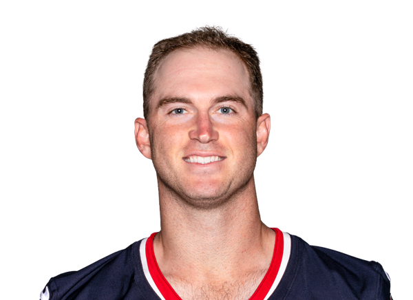 Davis Mills headshot